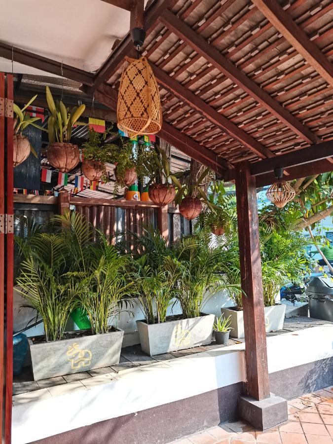 Phai Guesthouse 琅勃拉邦 外观 照片